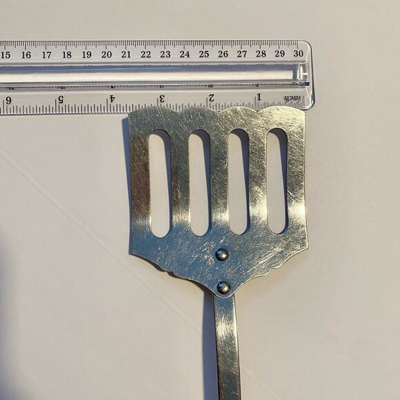 Vintage! 13" Stainless Curved Slotted Spatula Turner Red Maroon Bakelite Handle - Picture 3 of 13